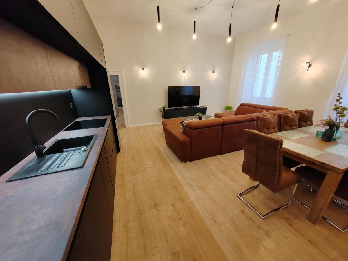 Town Square Apartment Zadar Exterior foto